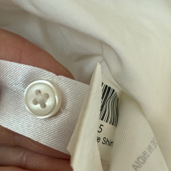 Quince Organic Cotton Woman’s off white Button Down Shirt - Picture 13 of 13